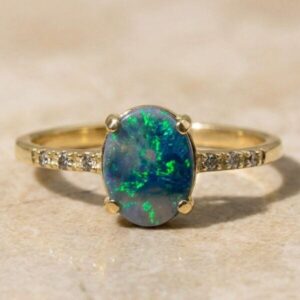 Spirit of Island Gold Ring | Schwarzer Opal Wellenreiter - Ringe | Nachhaltige Produkte